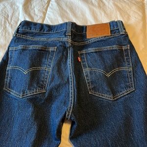Men’s Levi’s 501 Darkwashed Jeans